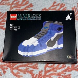Mini Block Air Super Sneakers Set